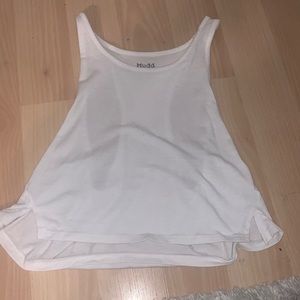 White razor back cropped tank